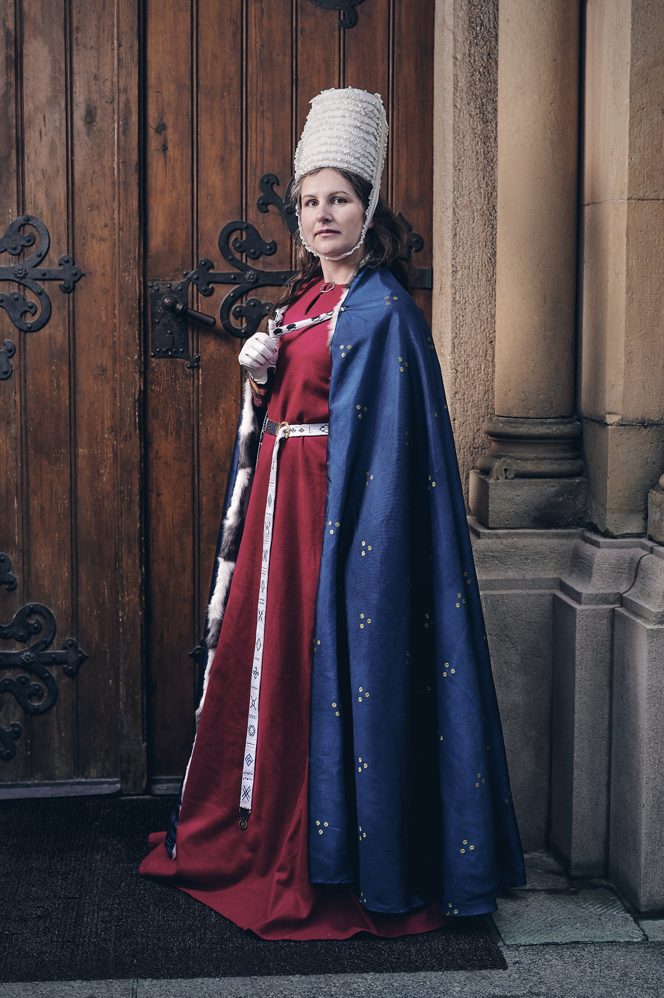 00-dona-elvira.jpg 00-dona-elvira.jpg