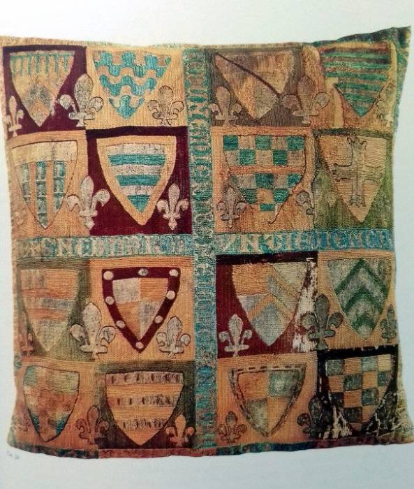 Pohřební polštářek toledského arcibiskuba Rodrigo Ximeréz de Rada, 1247