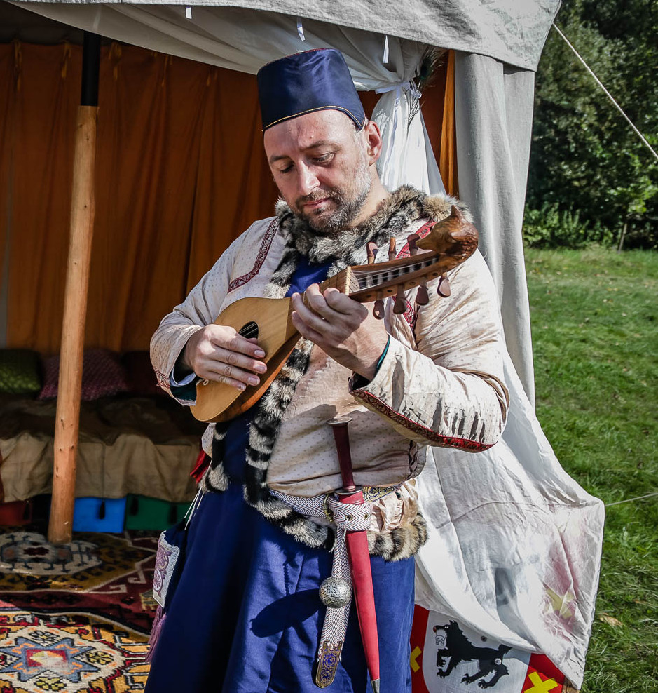 portret-01-don-inigo-2019.jpg portret-01-don-inigo-2019.jpg